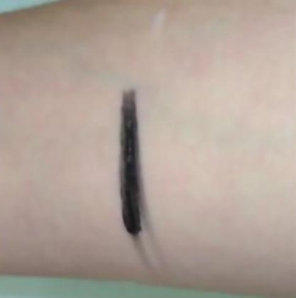 Make-up line on the arm, comparison formula, after the 1st wipe
